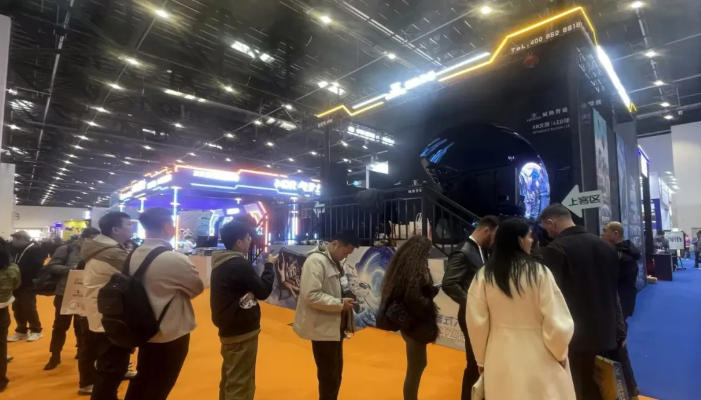 5-meter diameter acoustic-transparent LED dome screen