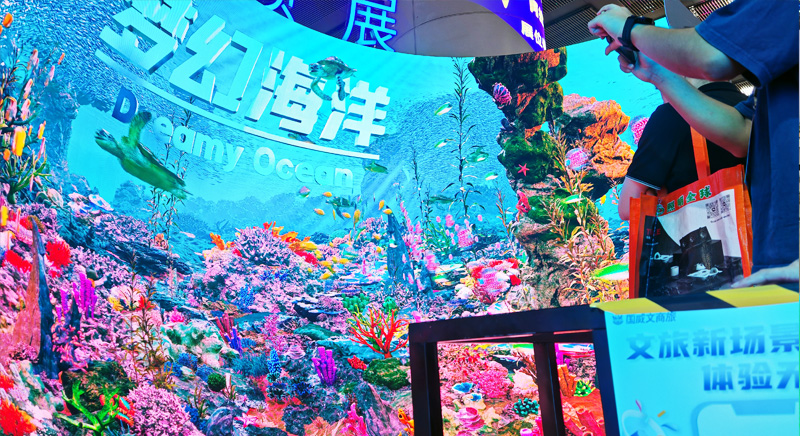 professional outdoor display zone showcases Apexls green energy-efficient LED screens